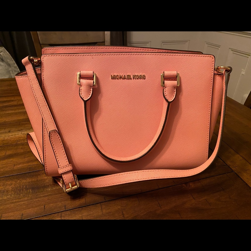 Michael Kors Pink Leather Handbag